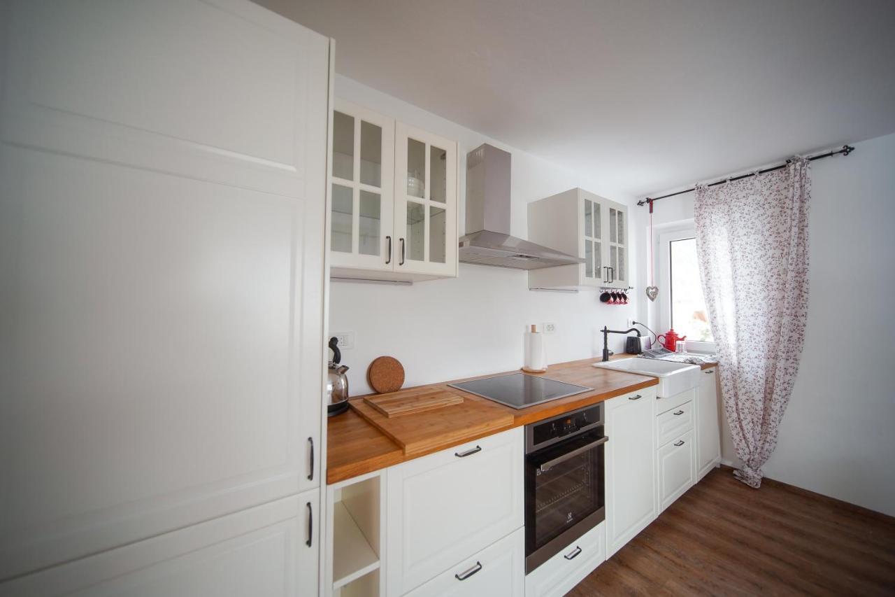 Cozy Nest In The Heart Of Kranjska Gora Apartment Bagian luar foto